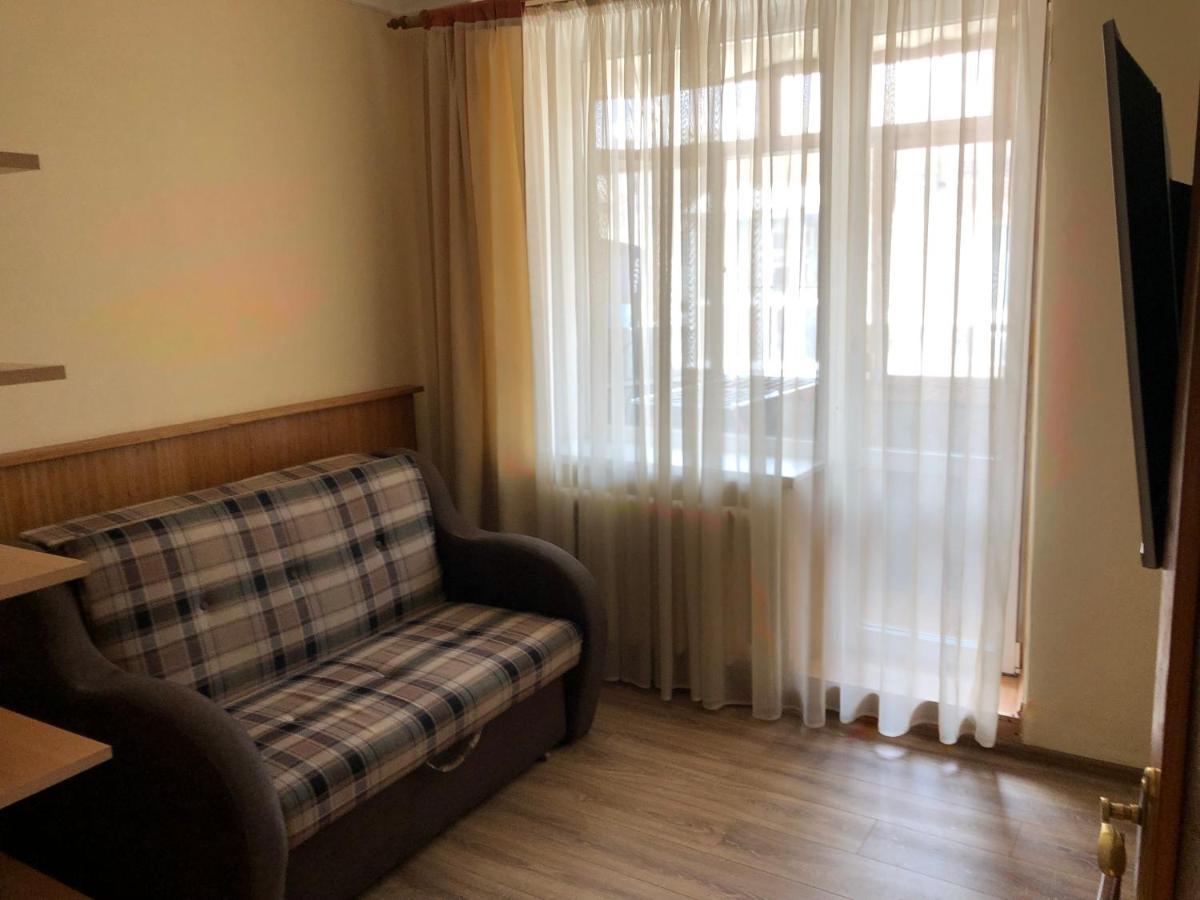 Apartment Doba In Ua Starokazatskay
